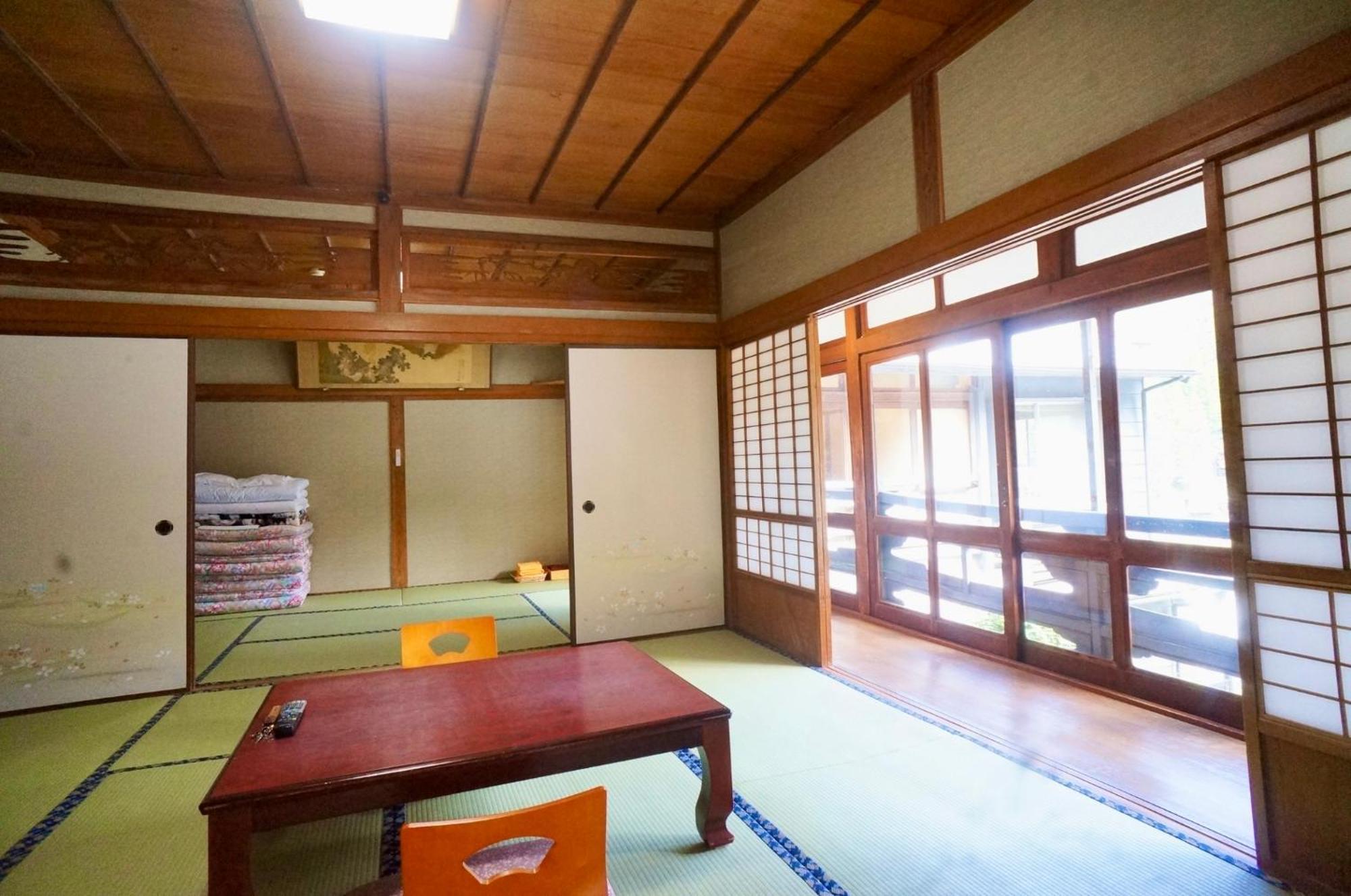 Takaosou Hotel ยูฟุอิน ภายนอก รูปภาพ