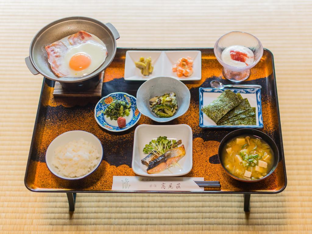 Takaosou Hotel ยูฟุอิน ภายนอก รูปภาพ