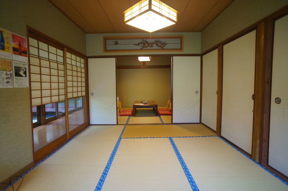 Takaosou Hotel ยูฟุอิน ภายนอก รูปภาพ